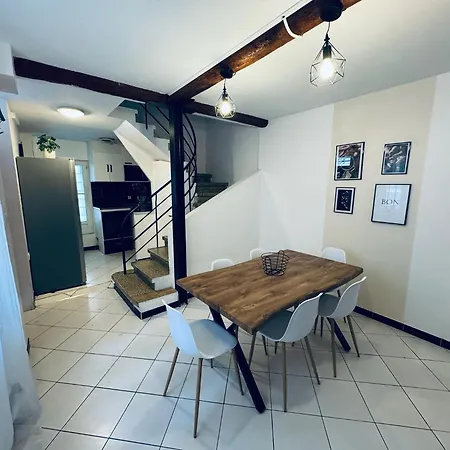 Canal Du Midi 4 Etage Guest house